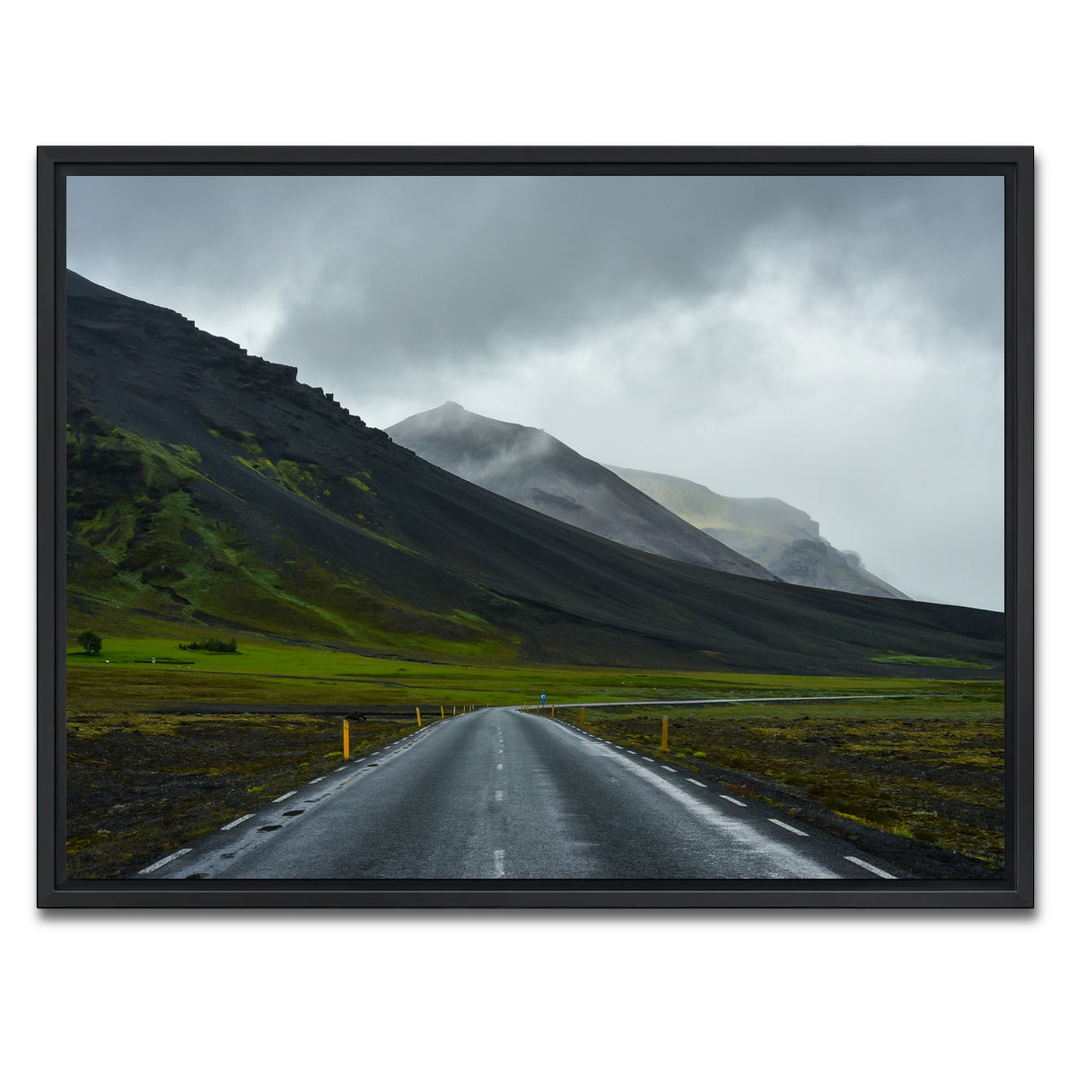AUTO-MOCKUP WHITE | Mountain Road | 1 Piece | Black Framed Canvas | group=4x3