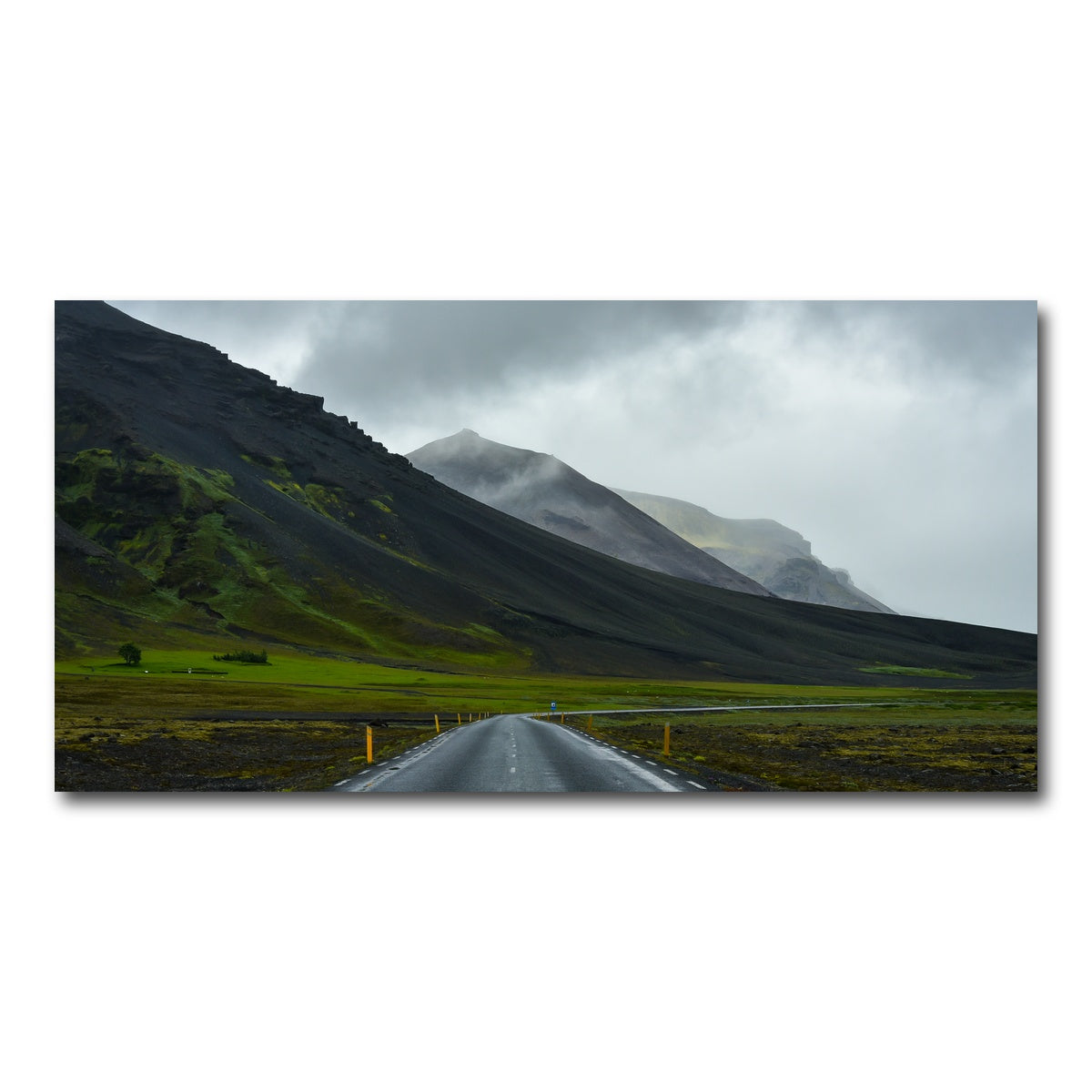 AUTO-MOCKUP WHITE | Mountain Road | 1 Piece | Gallery Wrap Canvas | group=2x1