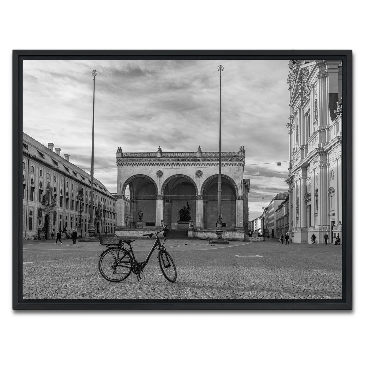 AUTO-MOCKUP WHITE | Munich | 1 Piece | Black Framed Canvas | group=4x3