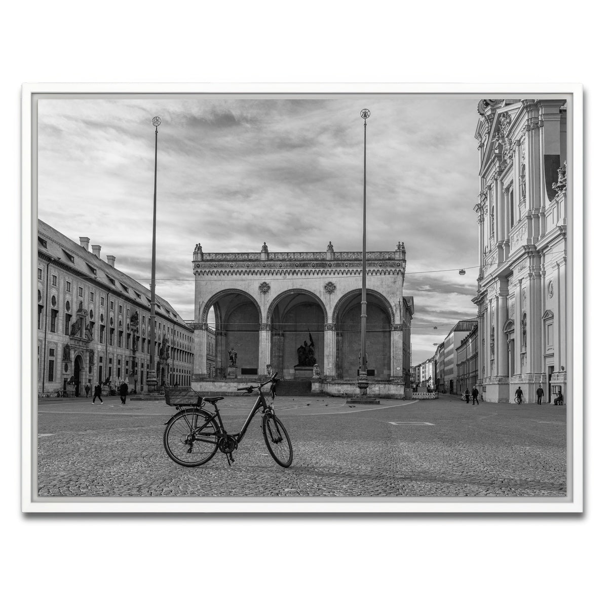 AUTO-MOCKUP WHITE | Munich | 1 Piece | White Framed Canvas | group=4x3