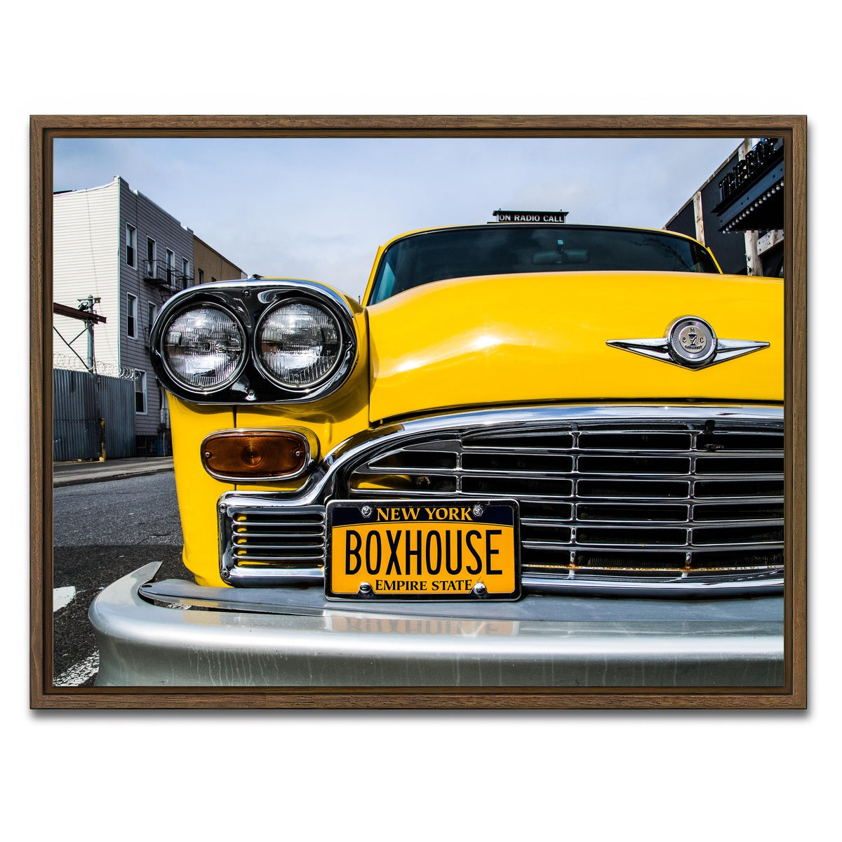AUTO-MOCKUP WHITE | NY Cab | 1 Piece | Walnut Framed Canvas | group=4x3