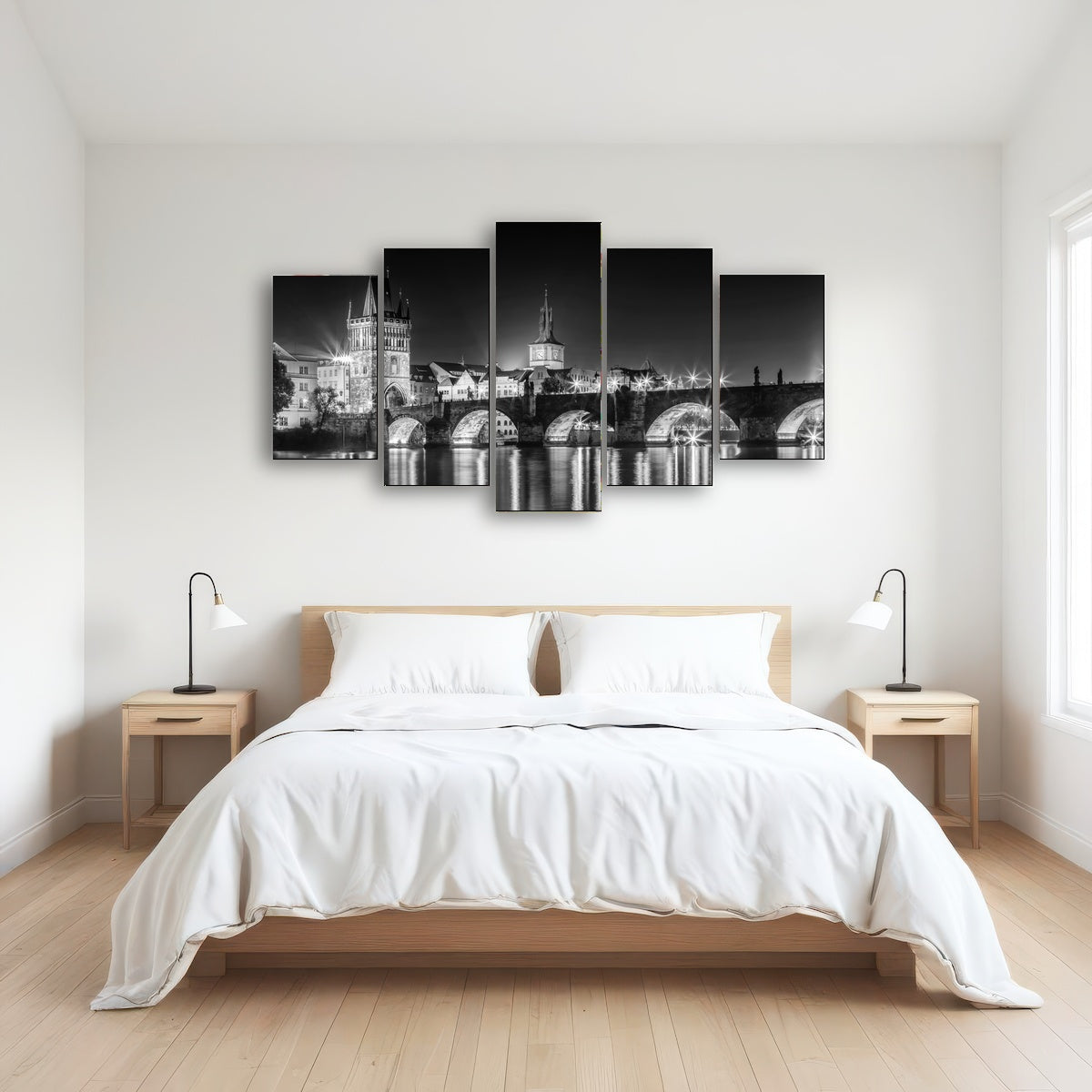 AUTO-MOCKUP ROOM | Night impression of Charles Bridge in Prague