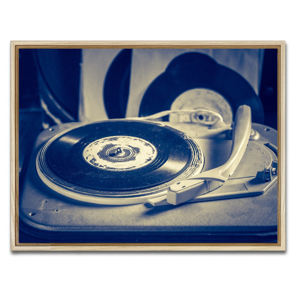 AUTO-MOCKUP WHITE | Old Record Player | 1 Piece | Natural Framed Canvas | group=4x3