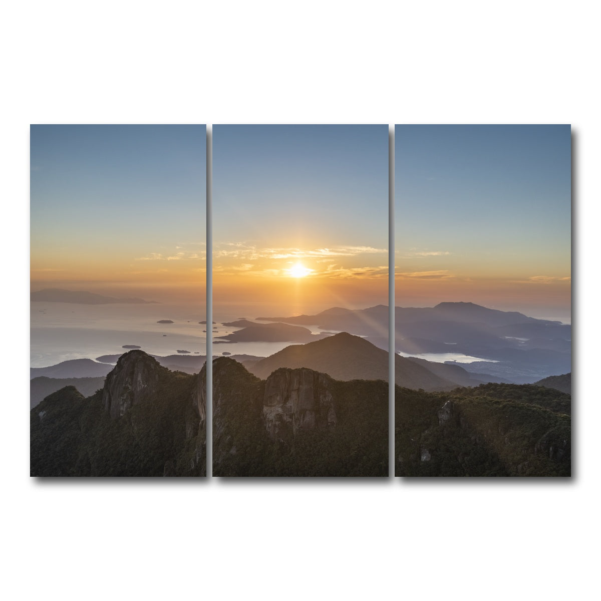 AUTO-MOCKUP WHITE | On Top of the World | 3 Piece | Gallery Wrap Canvas | group=12x24