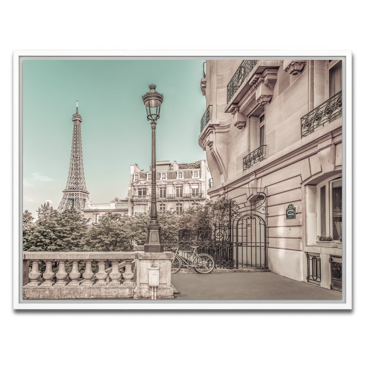 AUTO-MOCKUP WHITE | Paris Charm | 1 Piece | White Framed Canvas | group=4x3