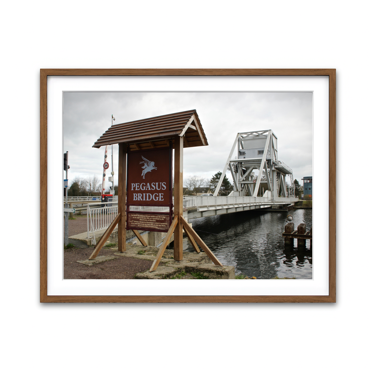 Framed Print 4x3 Walnut