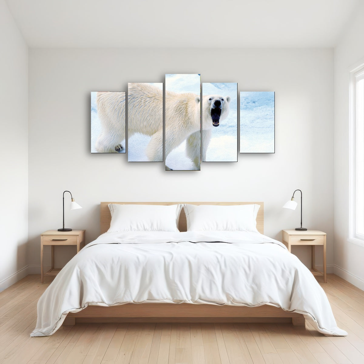 AUTO-MOCKUP ROOM | Polar Bear in Svalbard Norway