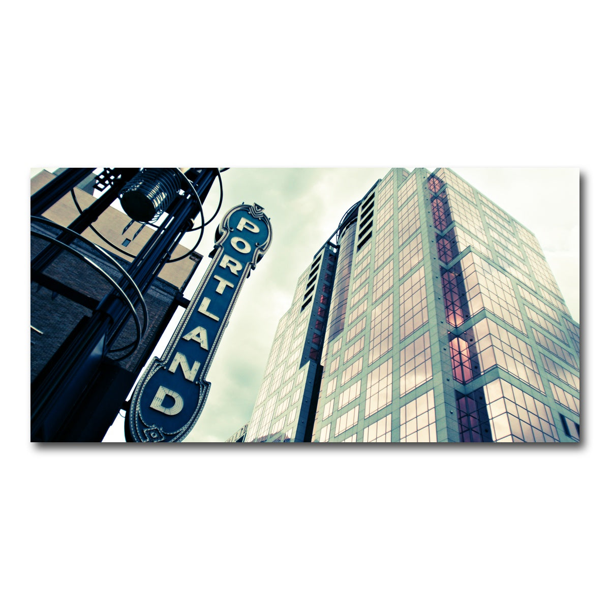 AUTO-MOCKUP WHITE | Portland Sign | 1 Piece | Gallery Wrap Canvas | group=2x1