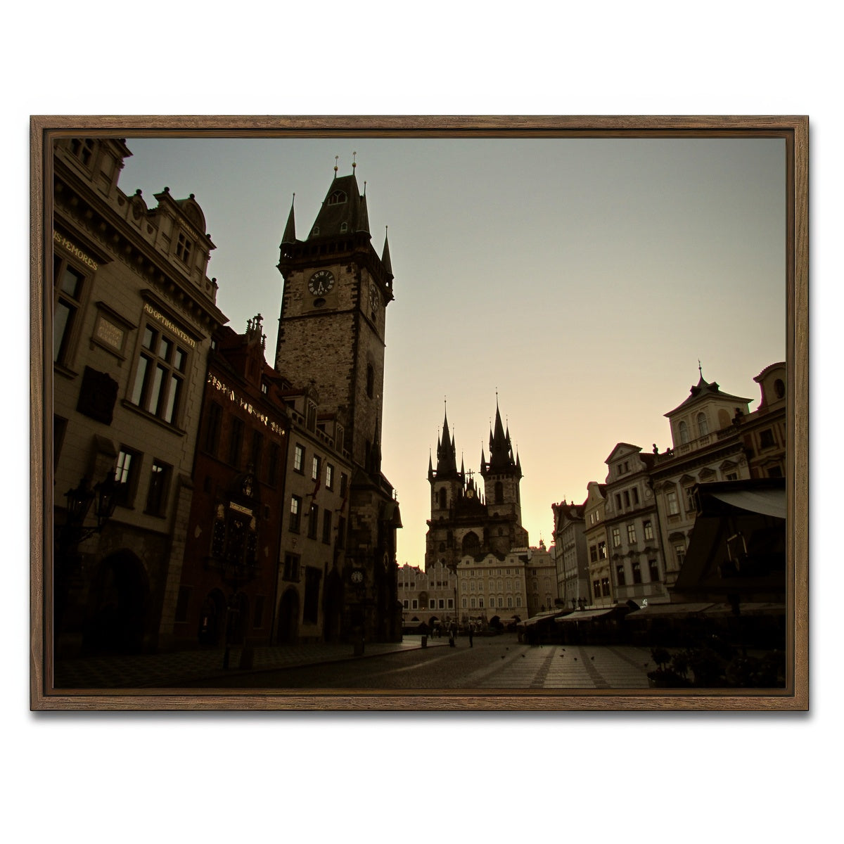 AUTO-MOCKUP WHITE | Prague | 1 Piece | Walnut Framed Canvas | group=4x3