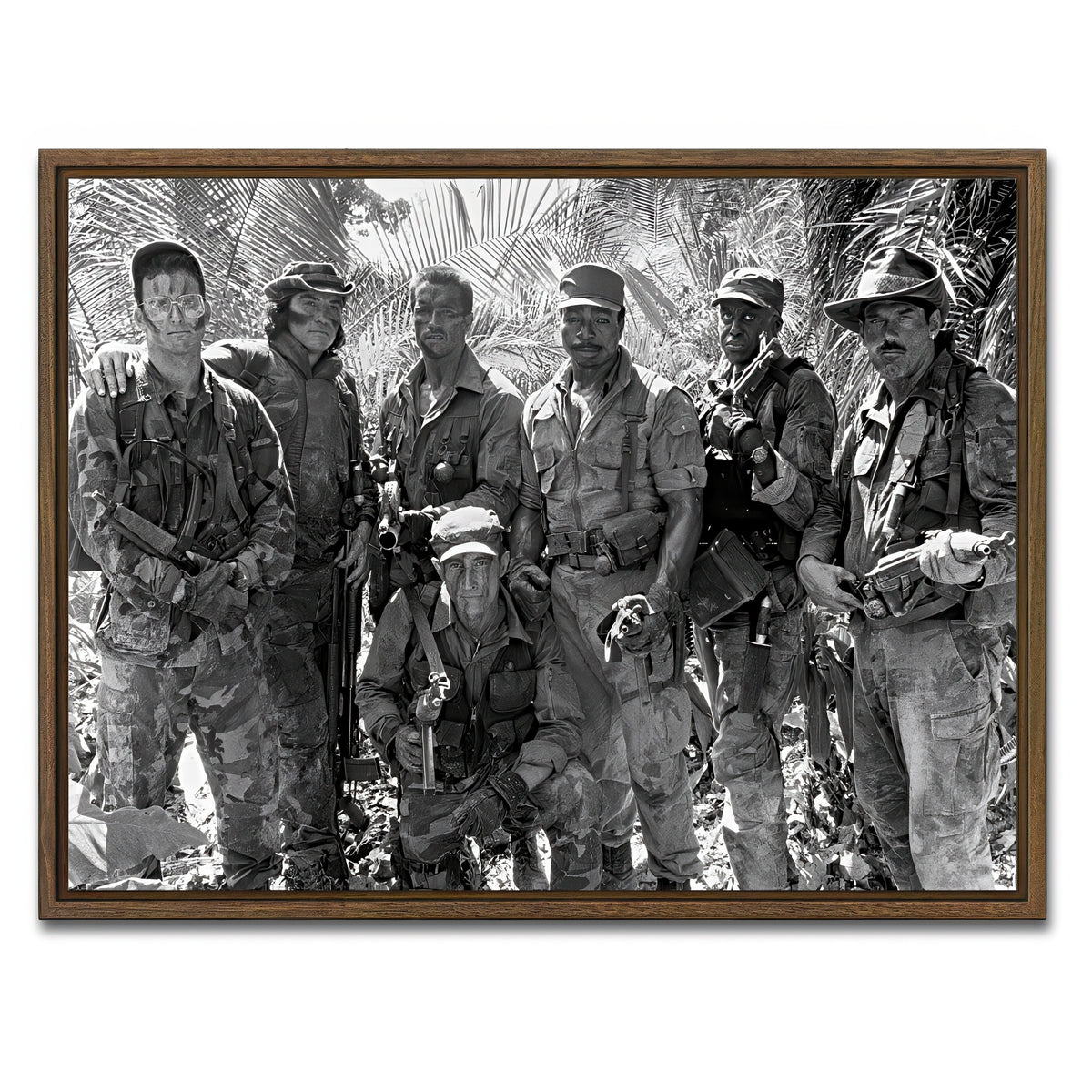 AUTO-MOCKUP WHITE | Predator Crew | 1 Piece | Walnut Frame | group=4x3
