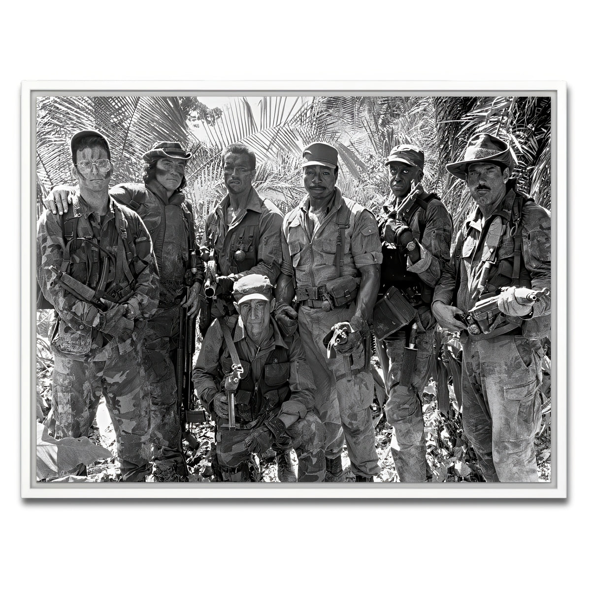AUTO-MOCKUP WHITE | Predator Crew | 1 Piece | White Frame | group=4x3