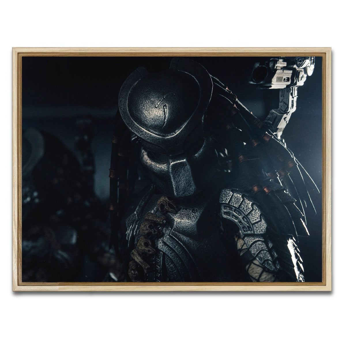 AUTO-MOCKUP WHITE | Predator in the Shadows | 1 Piece | Natural Framed Canvas | group=4x3