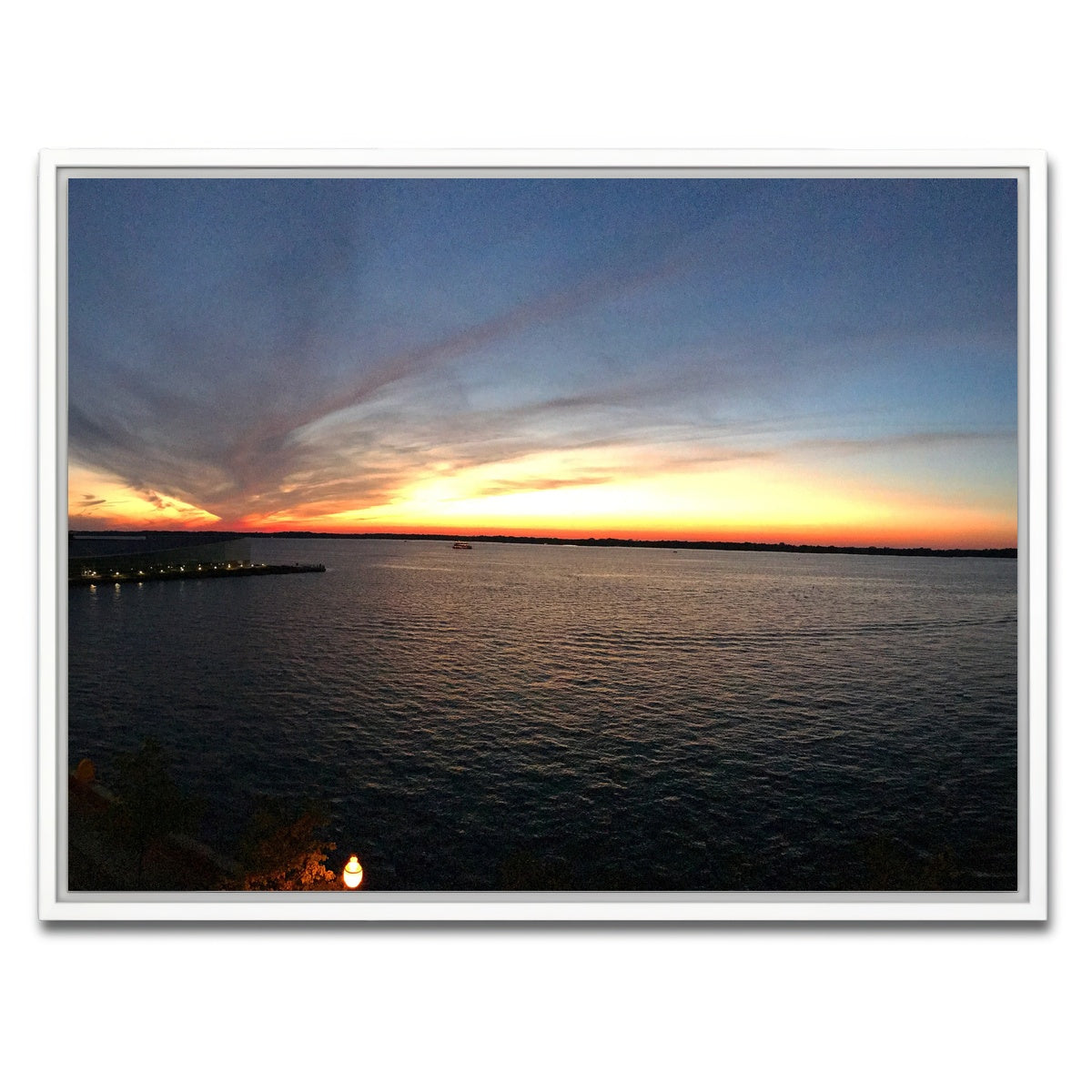 AUTO-MOCKUP WHITE | Presque Isle bay | 1 Piece | White Framed Canvas | group=4x3