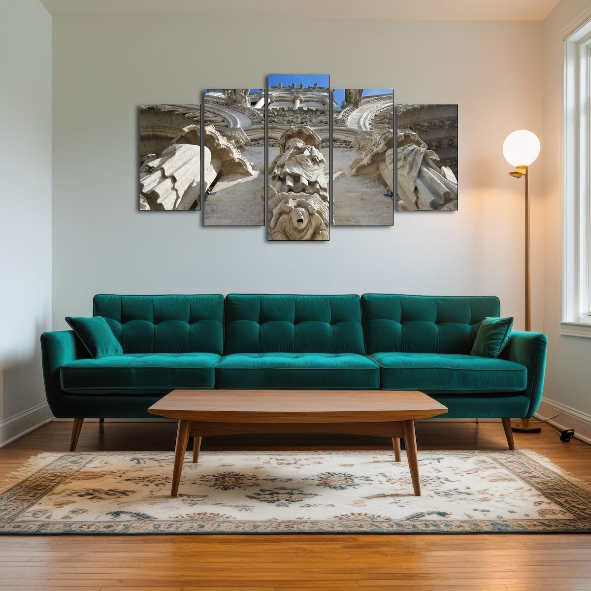 AUTO-MOCKUP ROOM | Reims Cathedral Gargoyles