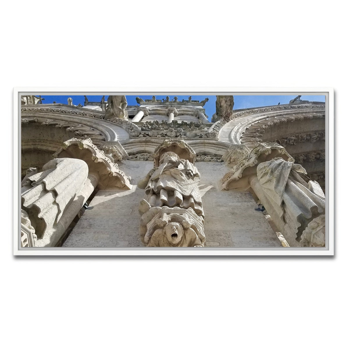 AUTO-MOCKUP WHITE | Reims Cathedral Gargoyles | 1 Piece | White Framed Canvas | group=2x1