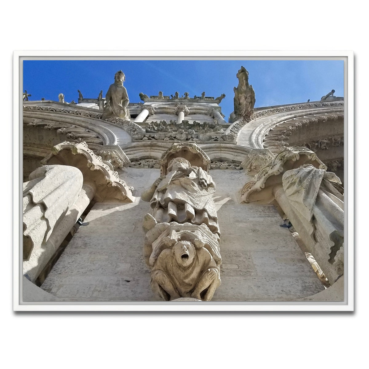 AUTO-MOCKUP WHITE | Reims Cathedral Gargoyles | 1 Piece | White Framed Canvas | group=4x3