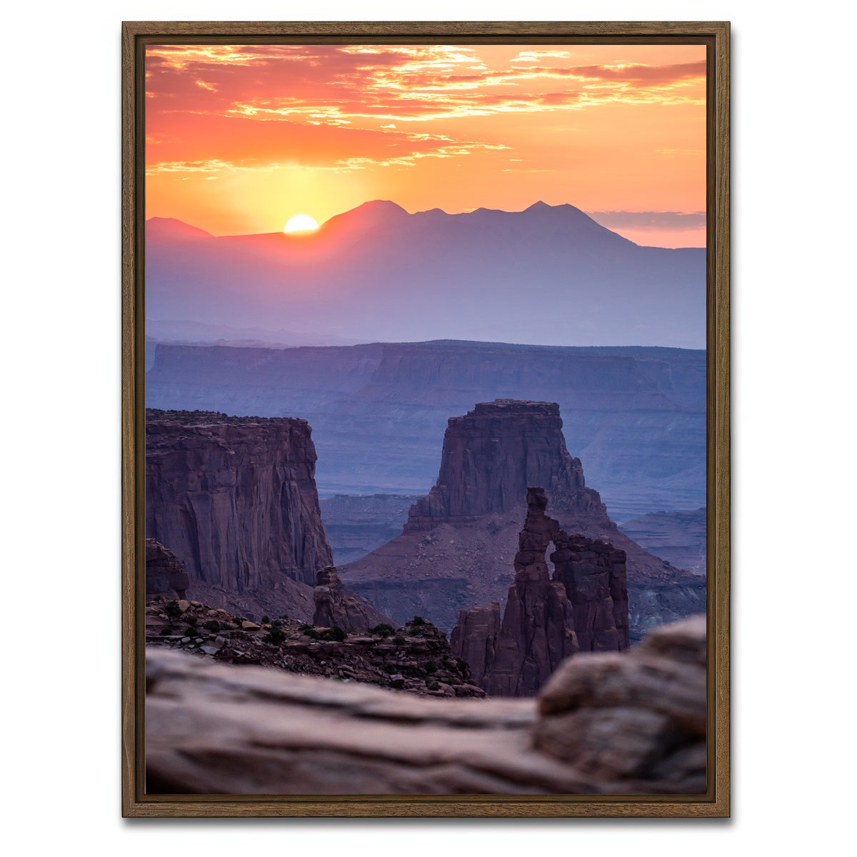 AUTO-MOCKUP WHITE | Rise | 1 Piece | Walnut Framed Canvas | group=3x4