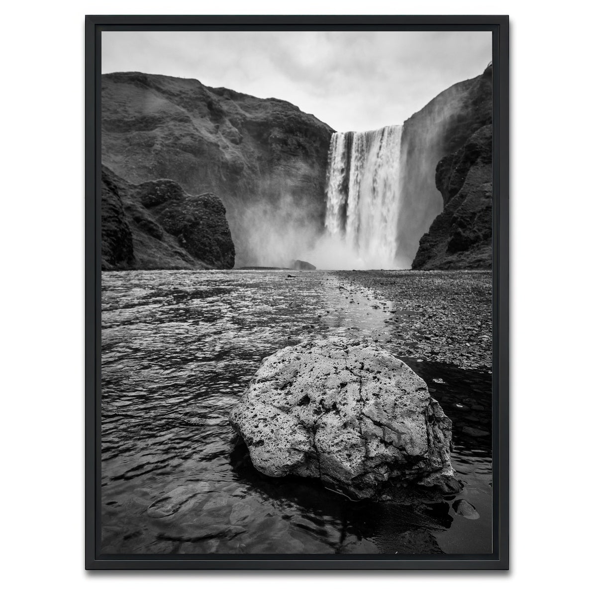 AUTO-MOCKUP WHITE | Rock Fall | 1 Piece | Black Framed Canvas | group=3x4