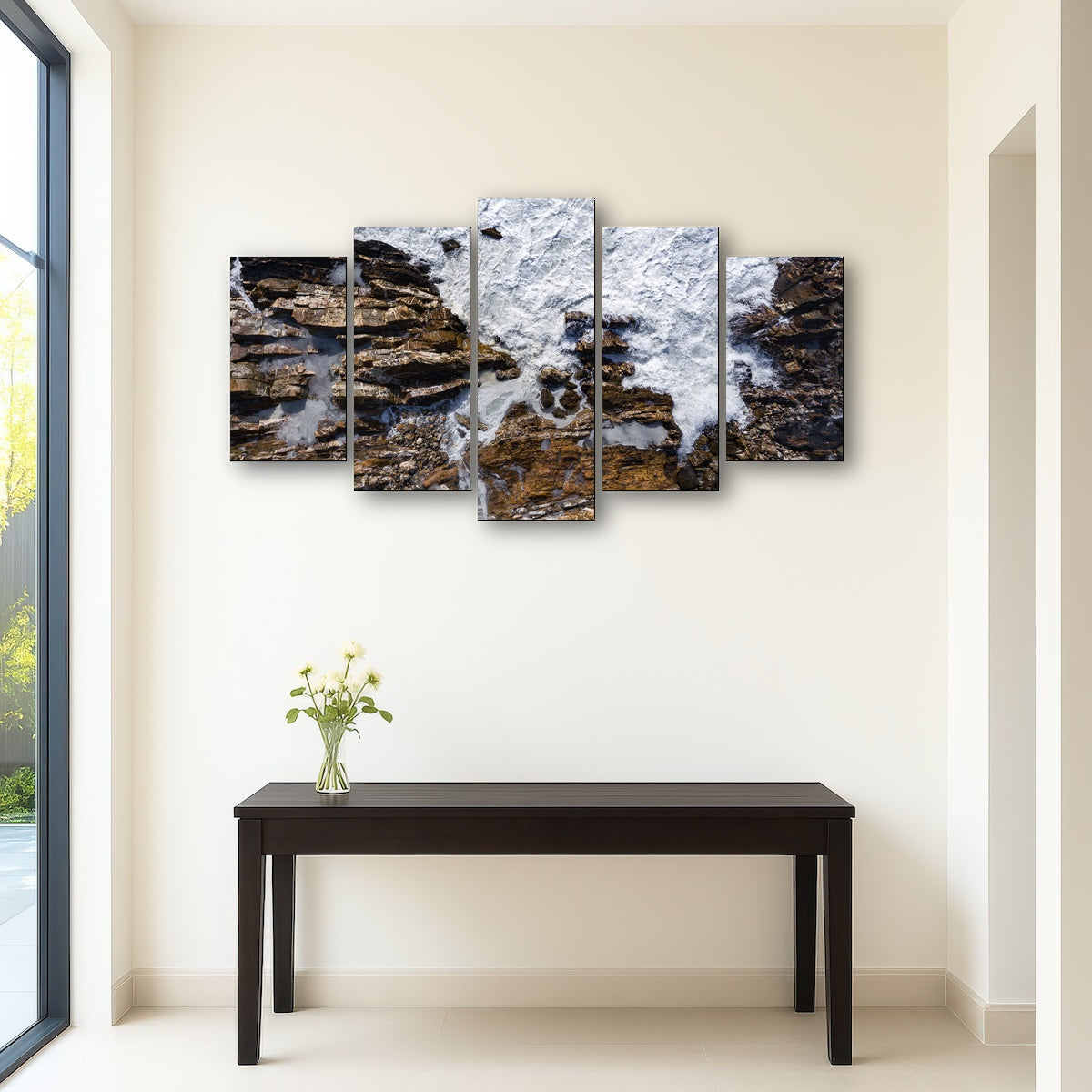 AUTO-MOCKUP ROOM | Rock and Sea