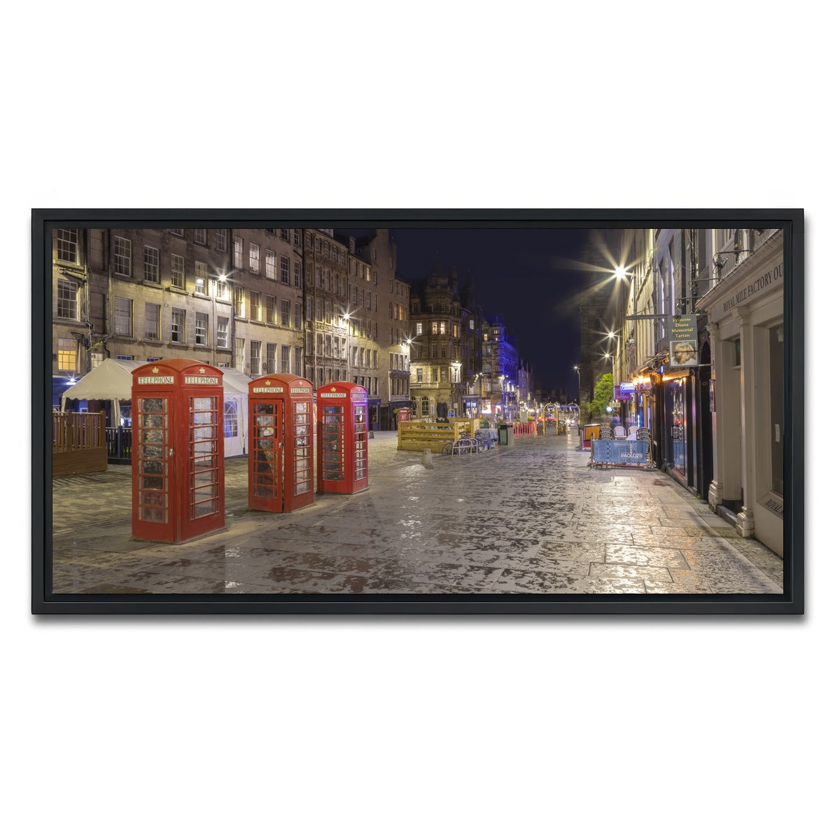 AUTO-MOCKUP WHITE | Royal Mile in Edinburgh | 1 Piece | Black Framed Canvas | group=2x1