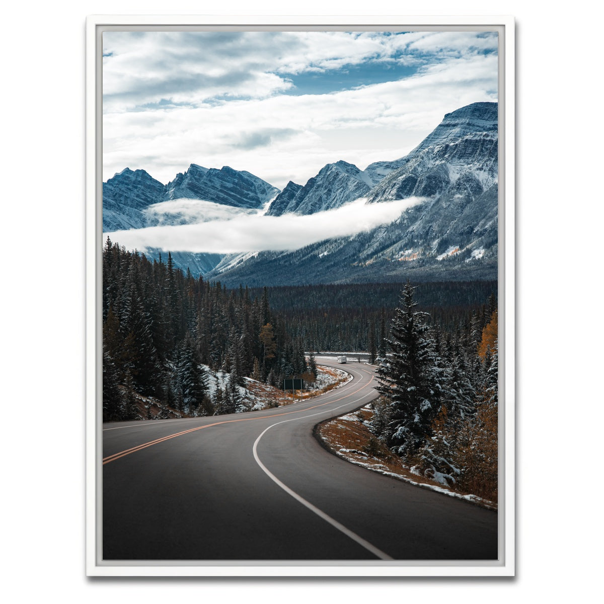 AUTO-MOCKUP WHITE | Snow Drive | 1 Piece | White Framed Canvas | group=3x4
