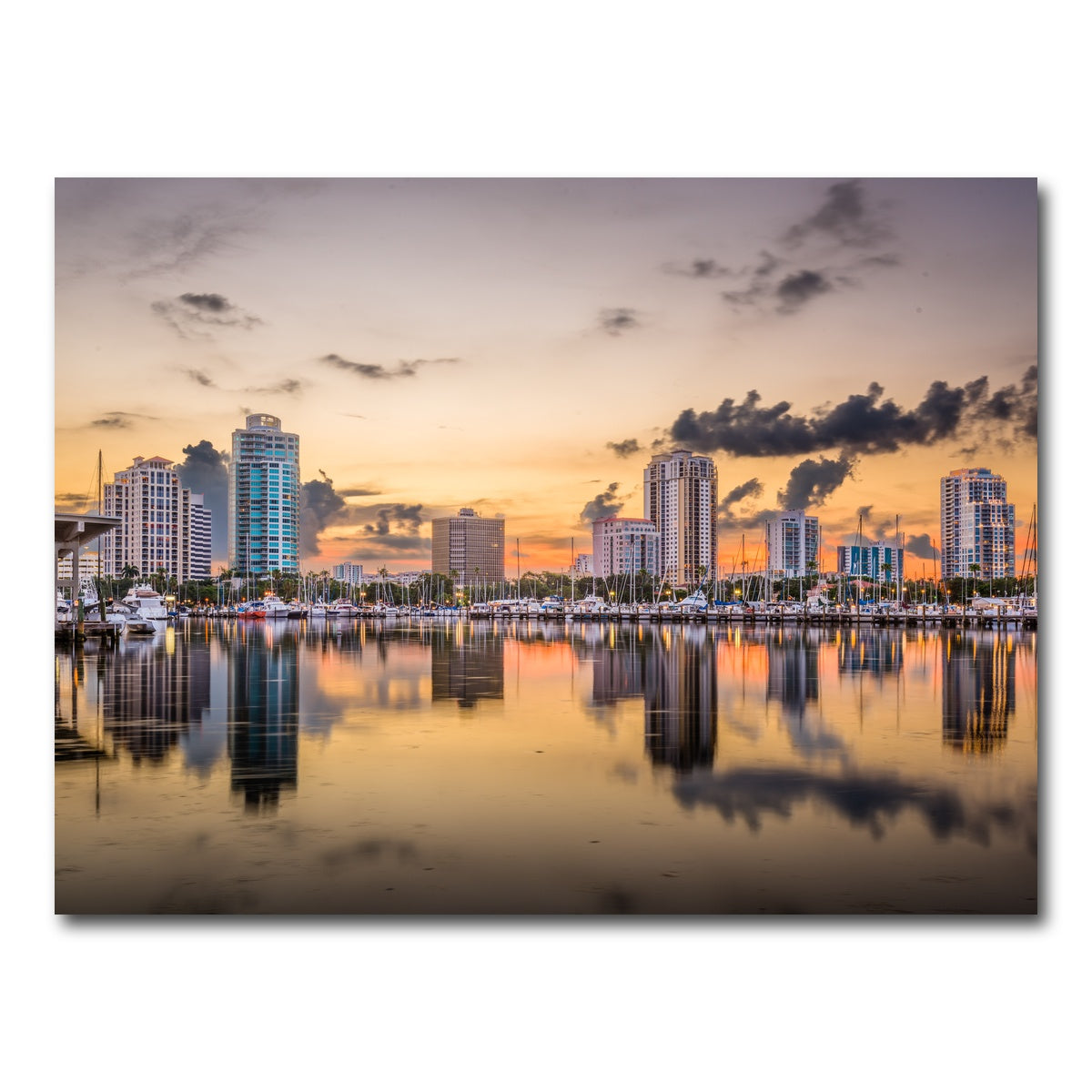 AUTO-MOCKUP WHITE | St. Petersburg | 1 Piece | Gallery Wrap Canvas | group=4x3