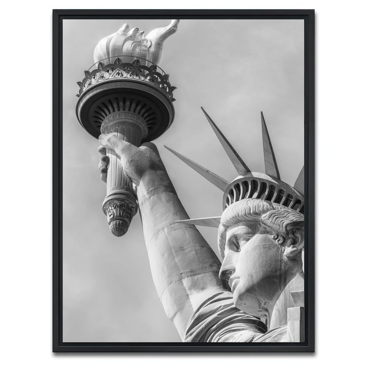 AUTO-MOCKUP WHITE | Statue of Liberty Closeup | 1 Piece | Black Framed Canvas | group=3x4
