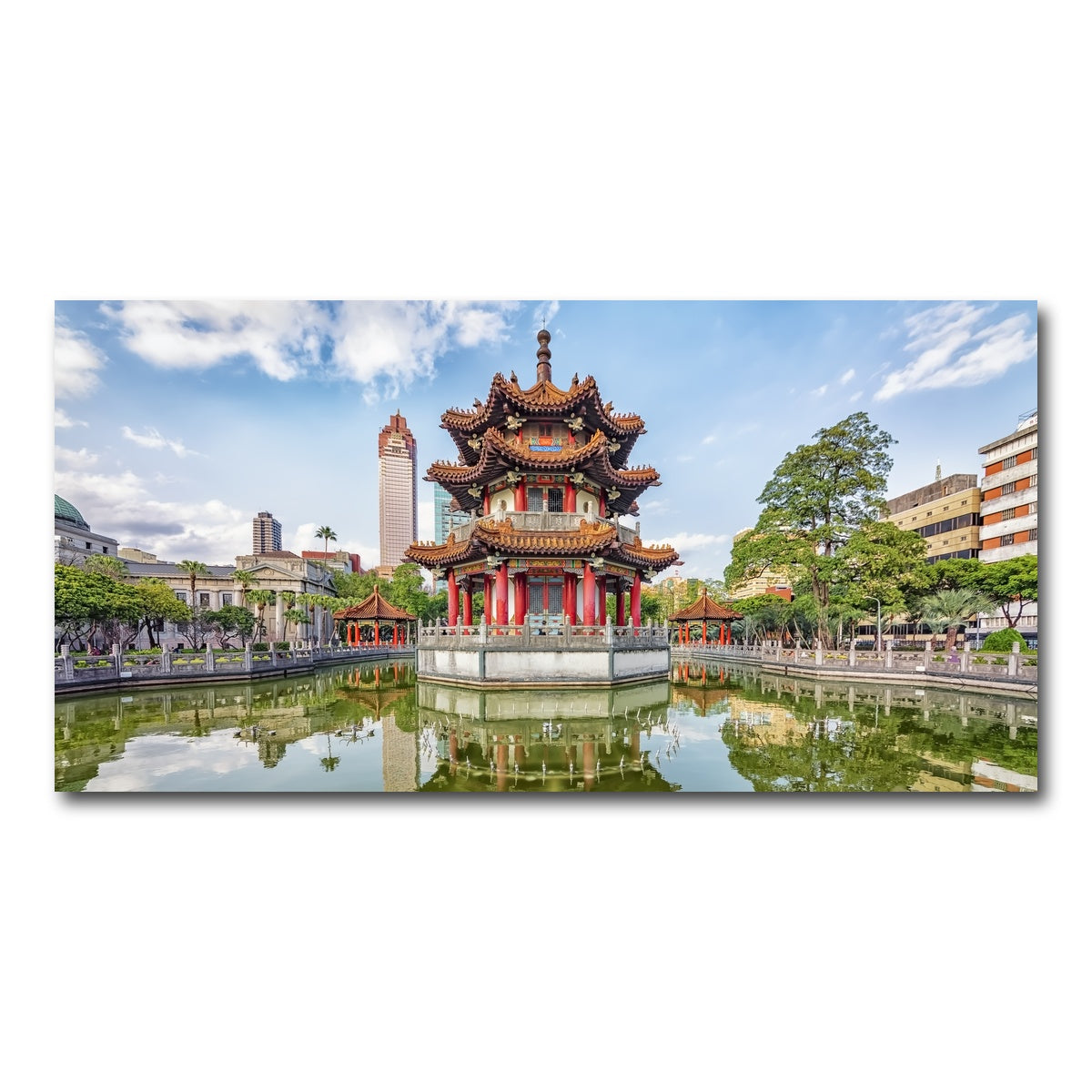 AUTO-MOCKUP WHITE | Taipei City | 1 Piece | Gallery Wrap Canvas | group=2x1