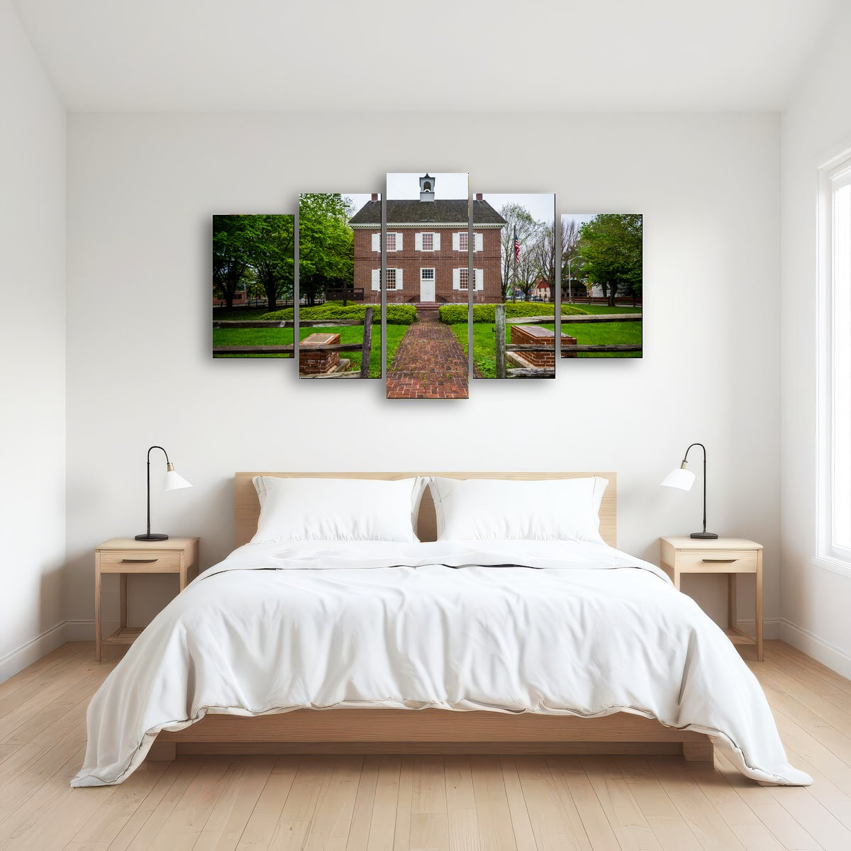 AUTO-MOCKUP ROOM | The Colonial Courthouse