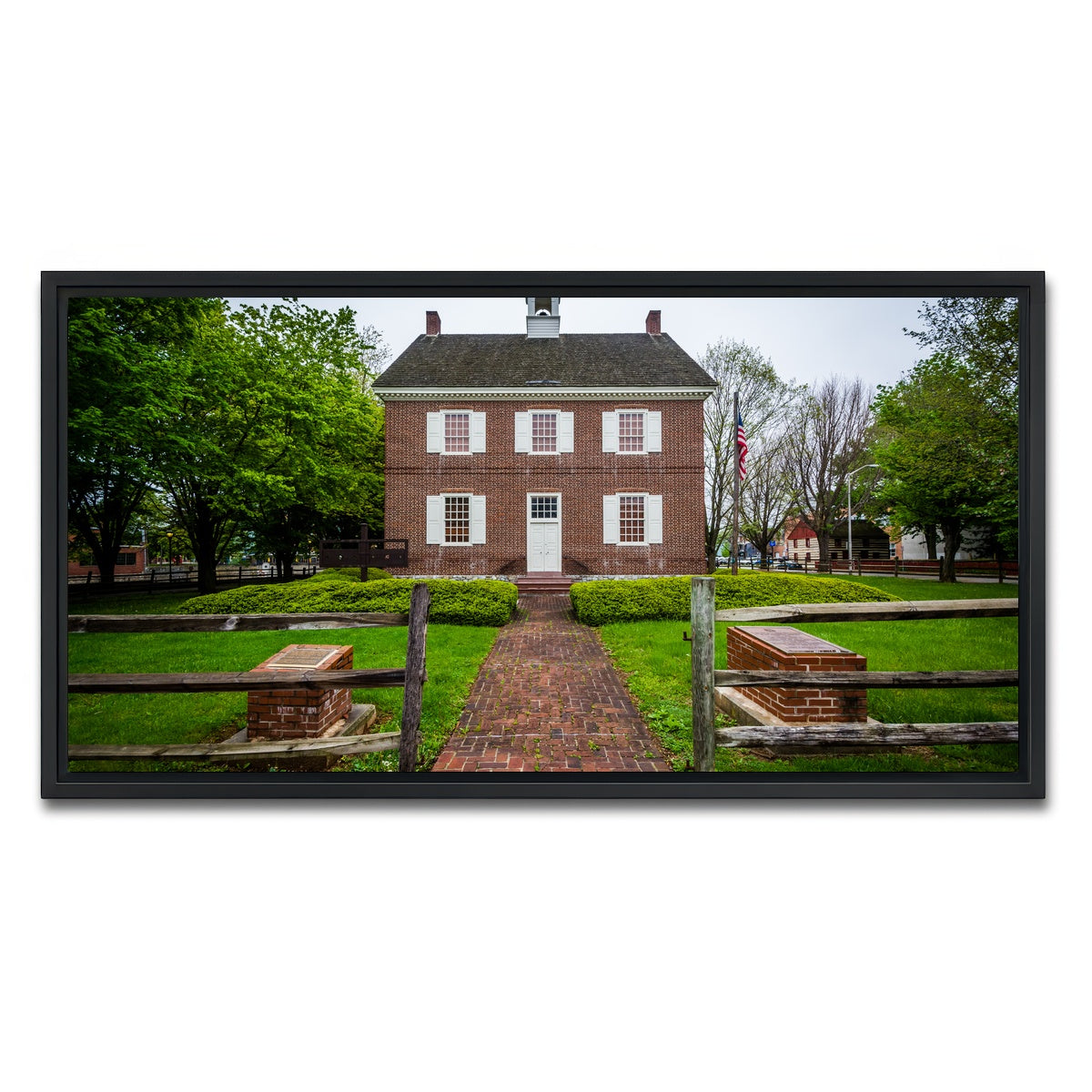 AUTO-MOCKUP WHITE | The Colonial Courthouse | 1 Piece | Black Framed Canvas | group=2x1