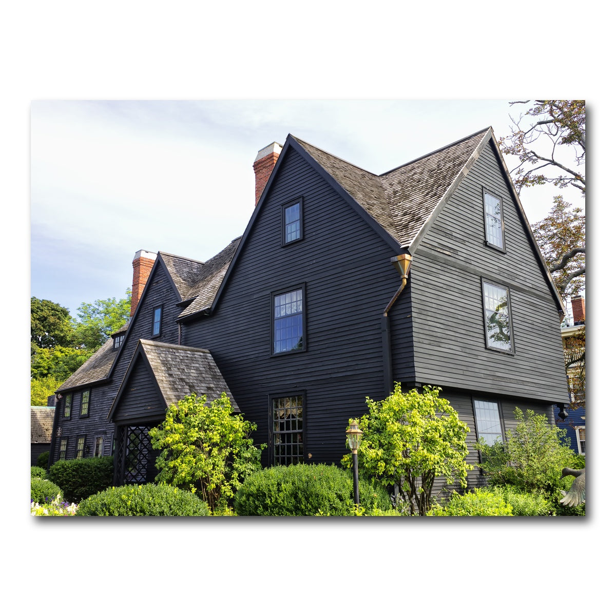 AUTO-MOCKUP WHITE | The House of the Seven Gables | 1 Piece | Gallery Wrap Canvas | group=4x3