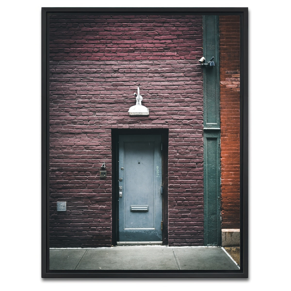AUTO-MOCKUP WHITE | Thresholds Untold | 1 Piece | Black Framed Canvas | group=3x4