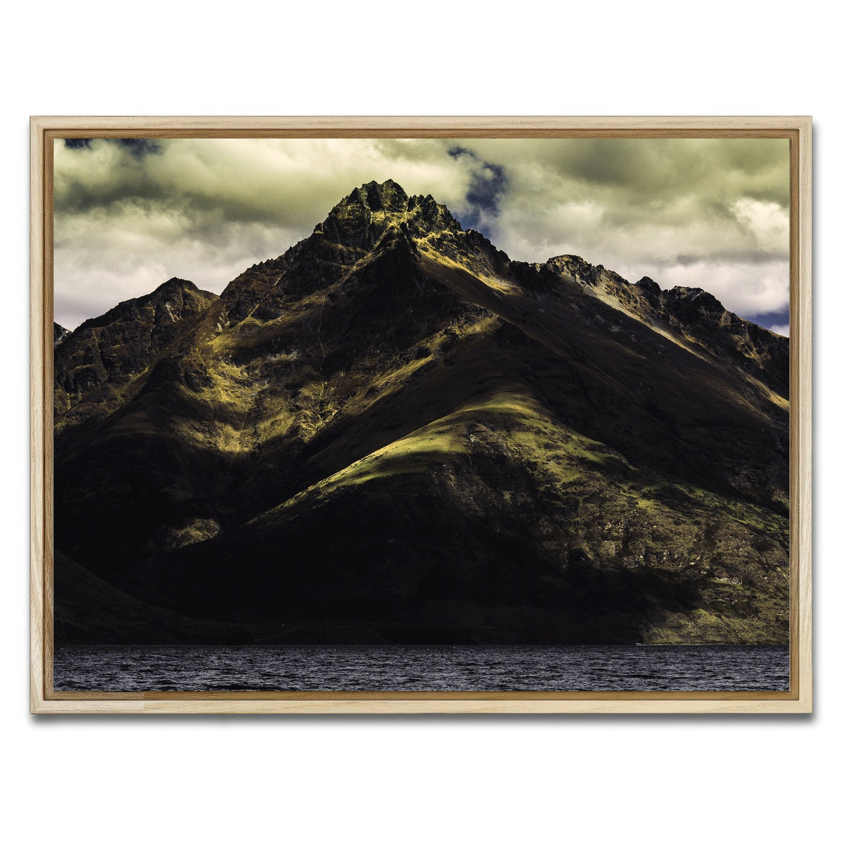 AUTO-MOCKUP WHITE | Towering Summit | 1 Piece | Natural Framed Canvas | group=4x3
