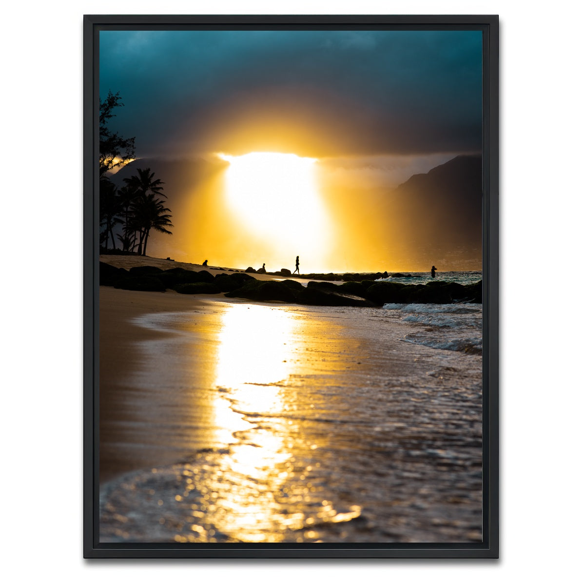 AUTO-MOCKUP WHITE | Tropical Sunset | 1 Piece | Black Framed Canvas | group=3x4