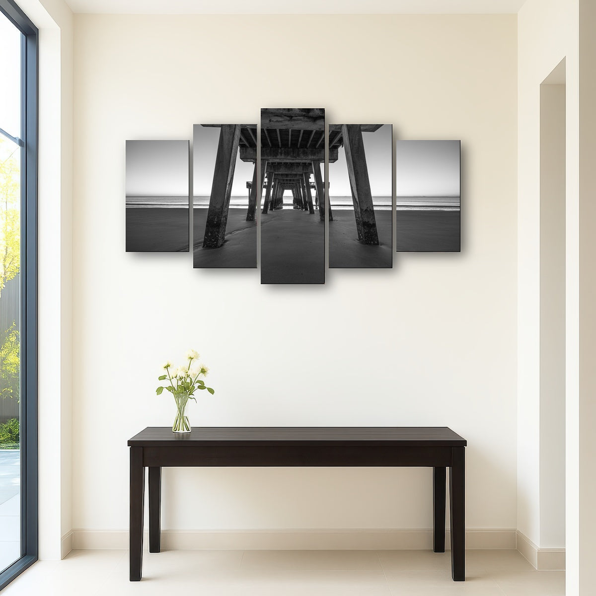 AUTO-MOCKUP ROOM | Tybee Island Black & White