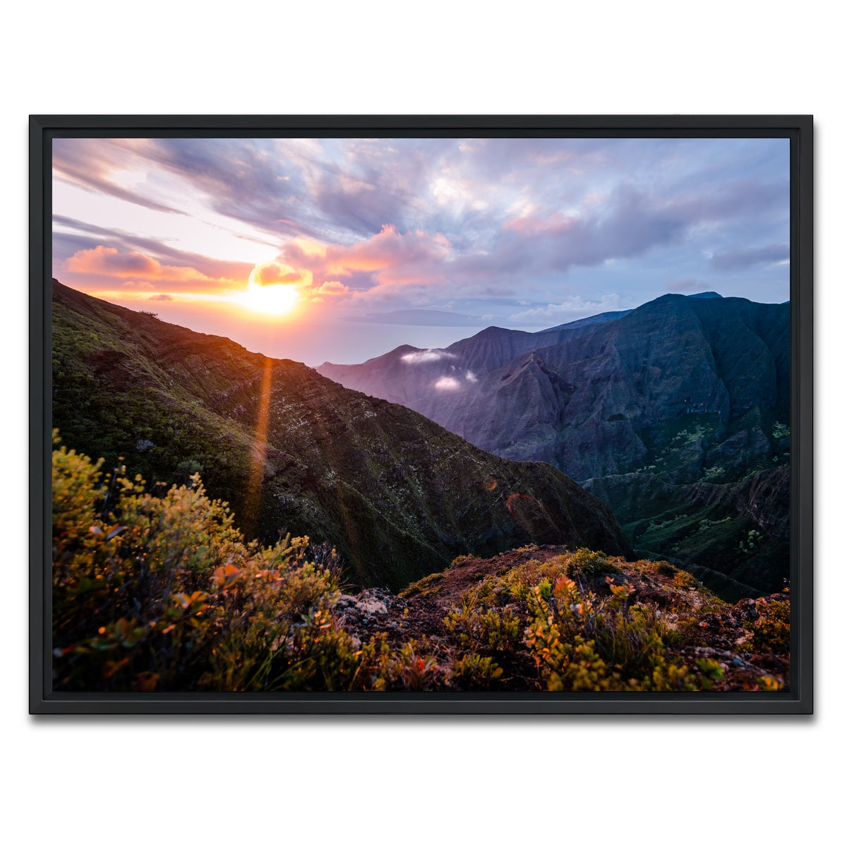 AUTO-MOCKUP WHITE | Valley Sunset | 1 Piece | Black Framed Canvas | group=4x3