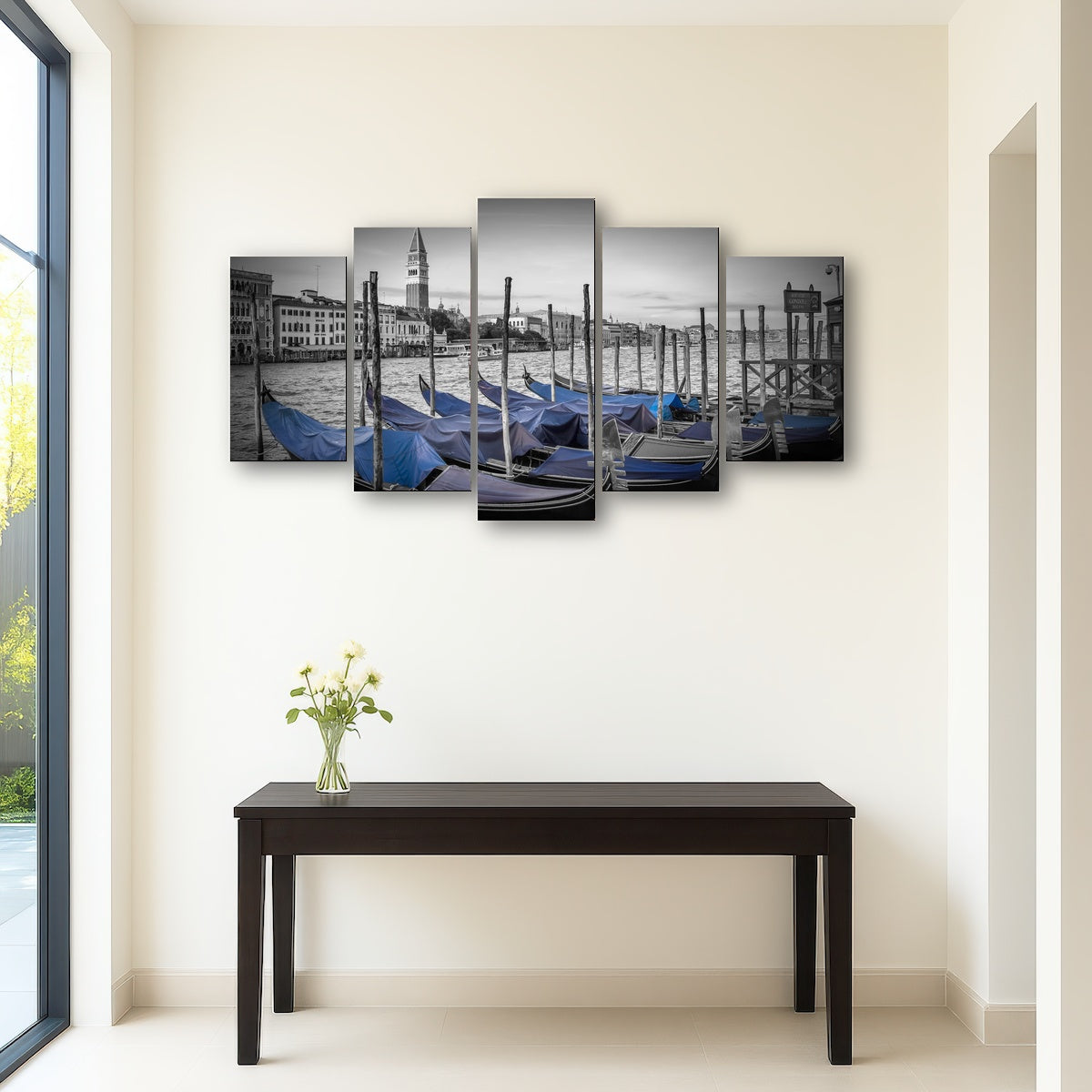 AUTO-MOCKUP ROOM | Venice Grand Canal and St Mark's Campanile
