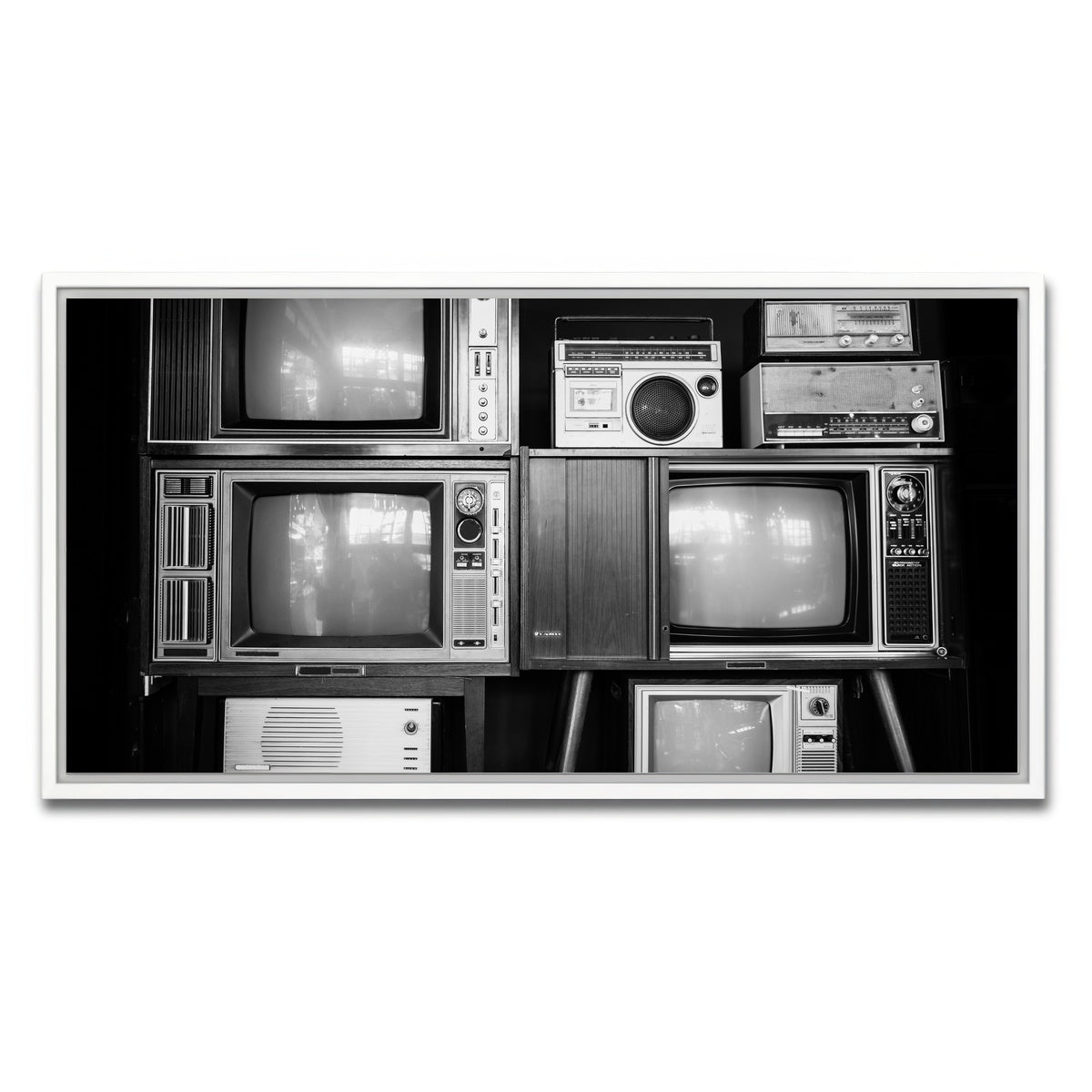 AUTO-MOCKUP WHITE | Vintage Televisions | 1 Piece | White Framed Canvas | group=2x1