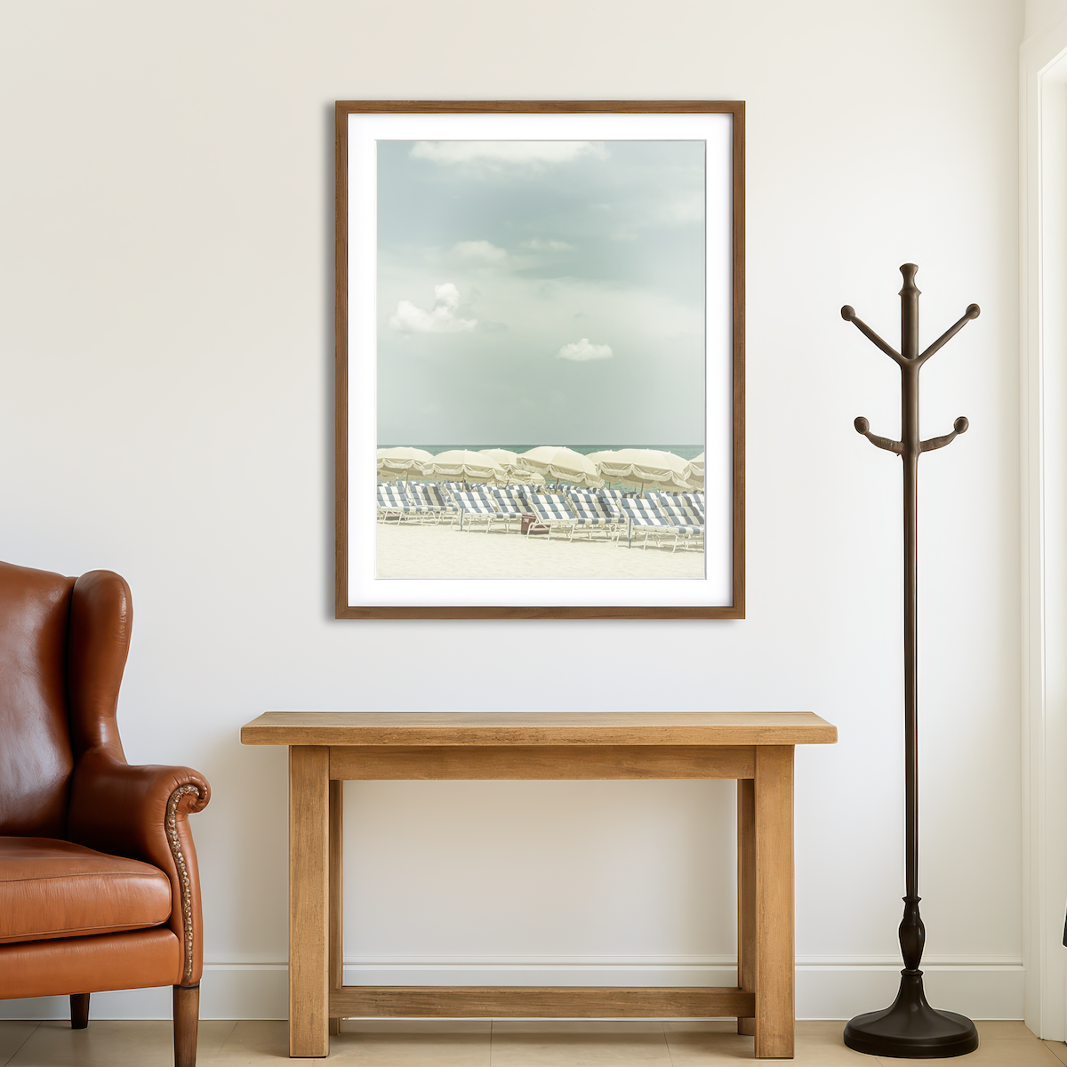 AUTO-MOCKUP ROOM | Vintage Beach Scene Wall Art