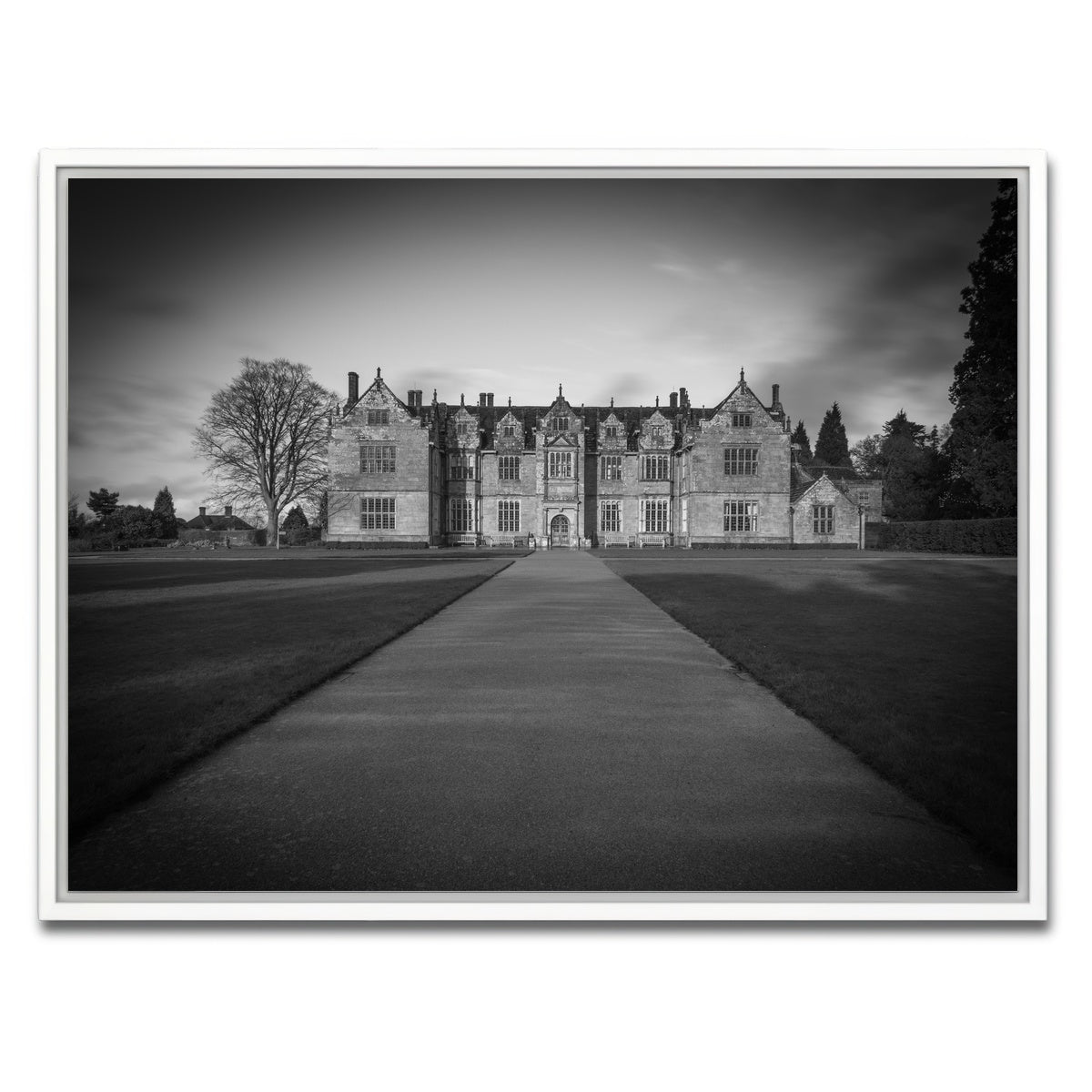 AUTO-MOCKUP WHITE | Wakehurst Place | 1 Piece | White Framed Canvas | group=4x3