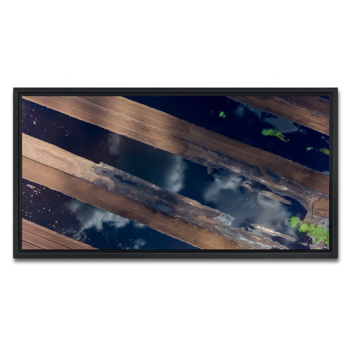 AUTO-MOCKUP WHITE | Water and Dirt | 1 Piece | Black Framed Canvas | group=2x1