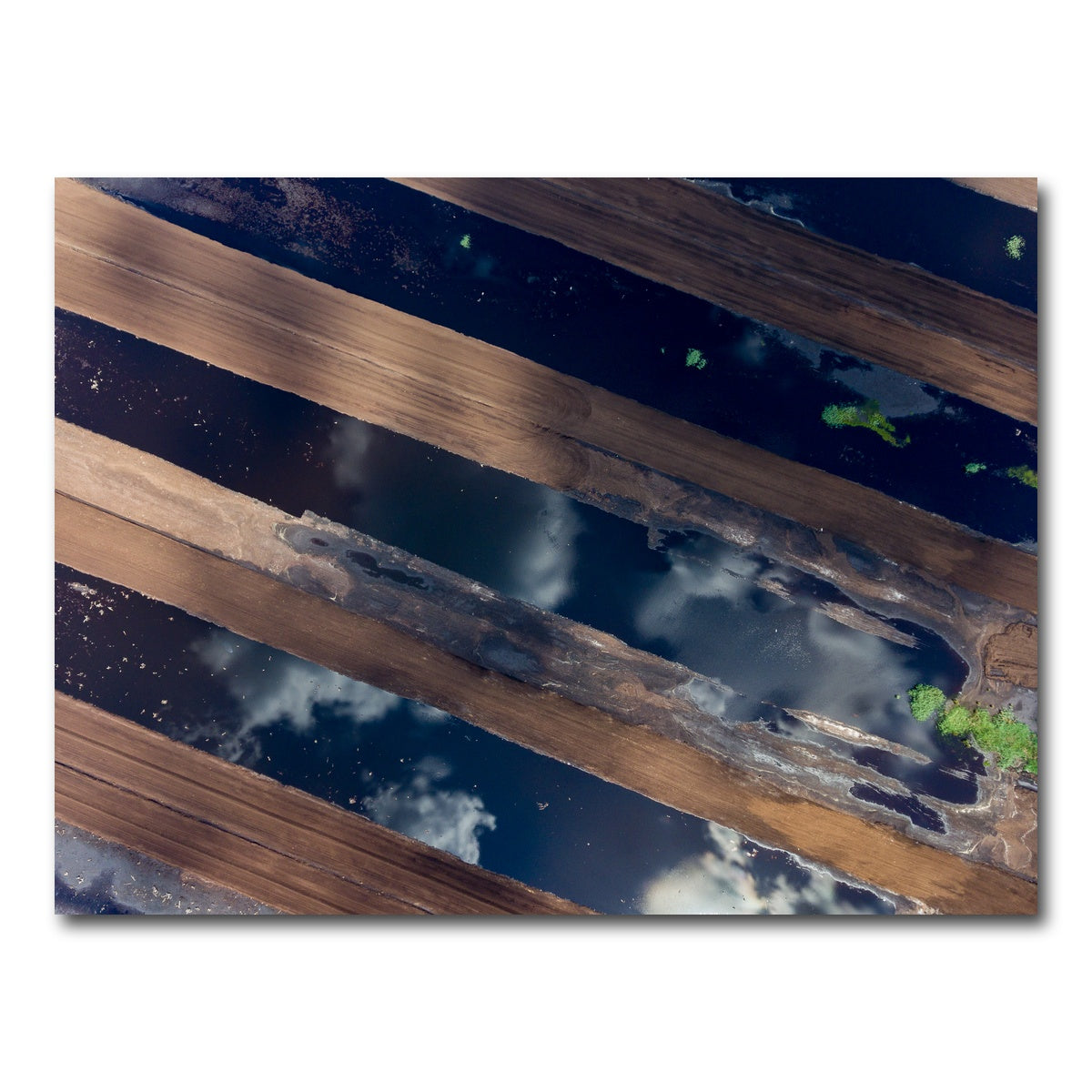 AUTO-MOCKUP WHITE | Water and Dirt | 1 Piece | Gallery Wrap Canvas | group=4x3