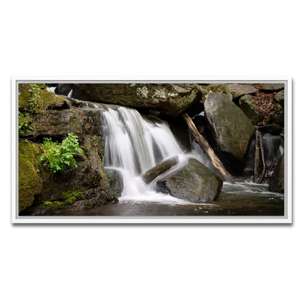 AUTO-MOCKUP WHITE | Waterfall Portrait | 1 Piece | White Framed Canvas | group=2x1