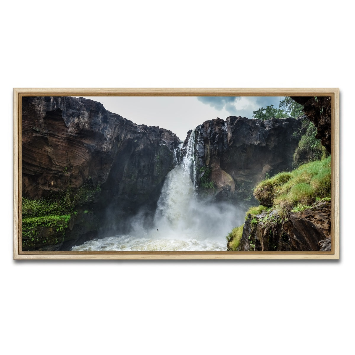 AUTO-MOCKUP WHITE | Waterfall of Rio Farinha - Brazil | 1 Piece | Natural Framed Canvas | group=2x1