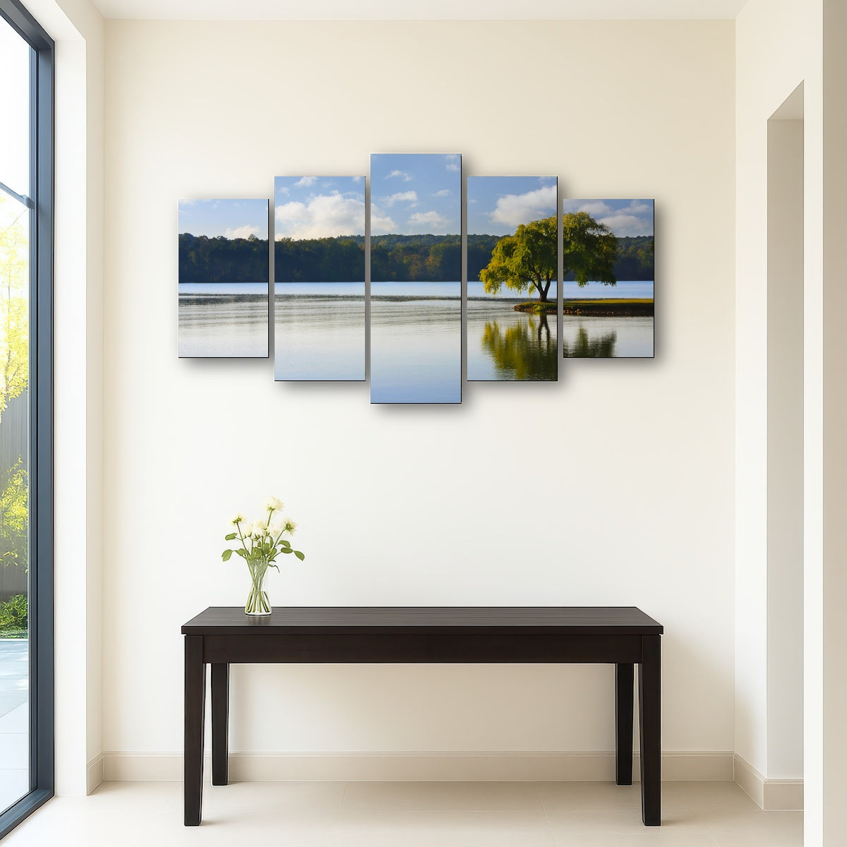 AUTO-MOCKUP ROOM | Willow tree on the Tennessee River