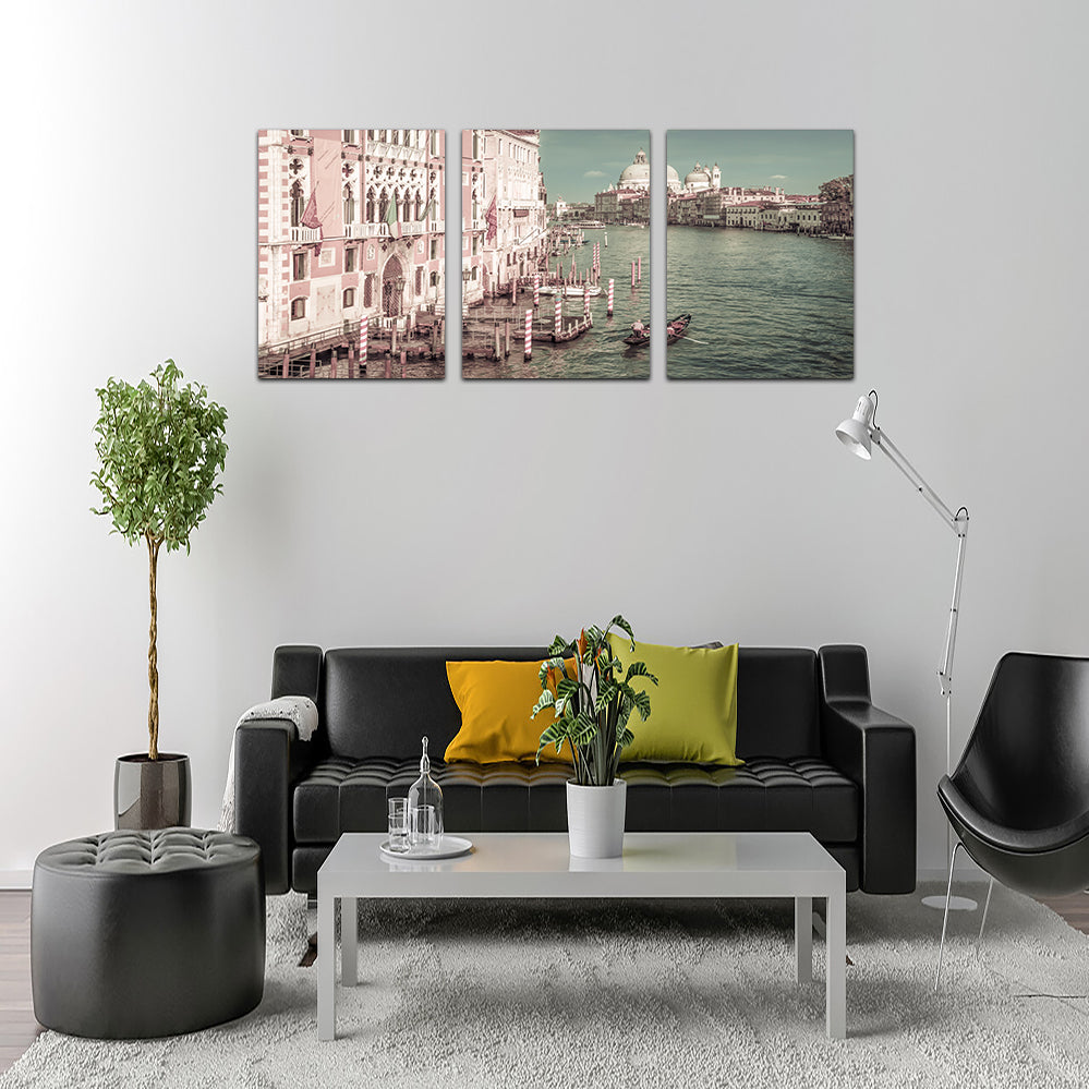 Venice Canal Grande & Santa Maria Della Salute Wall Art