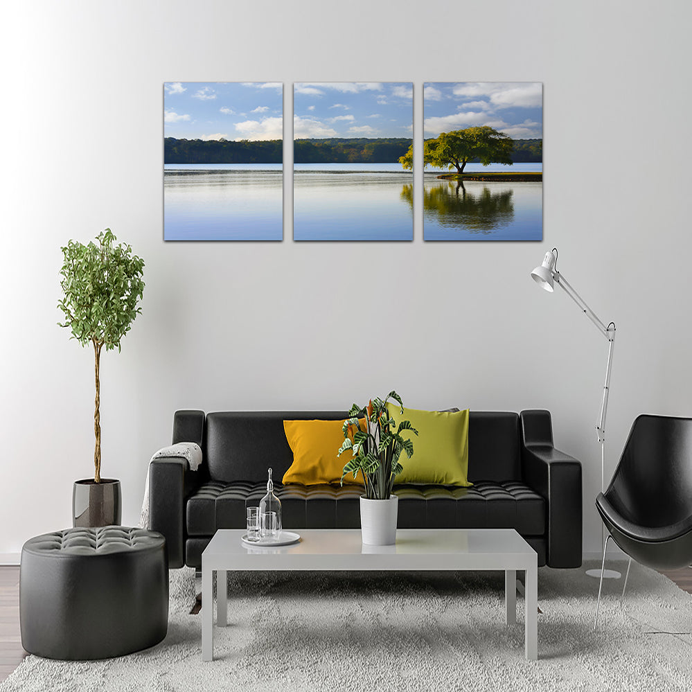 Willow Tree On The Tennessee River Wall Art