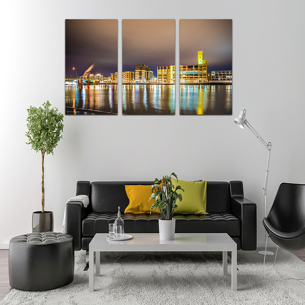 Green Bay City Skyline Wall Art