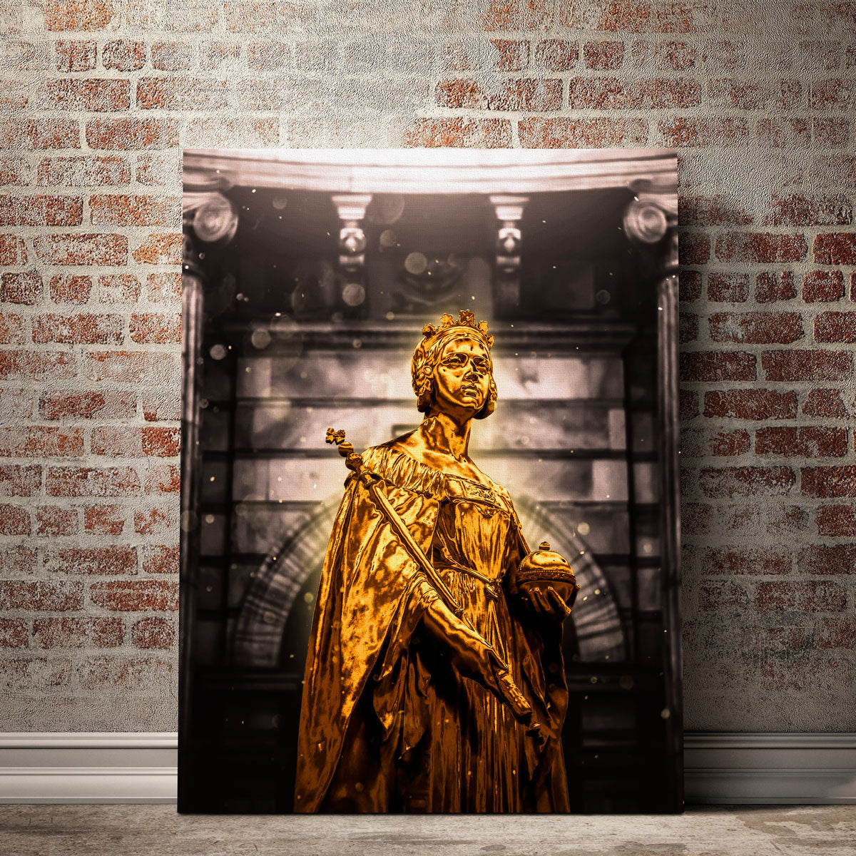 Gold Queen Wall Art
