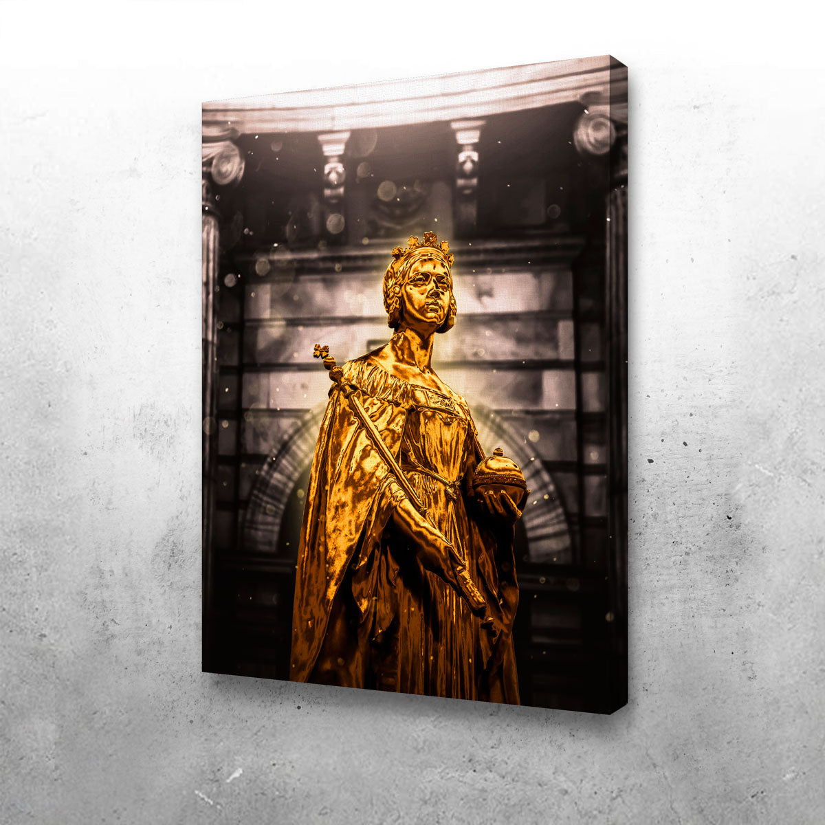 Gold Queen Wall Art